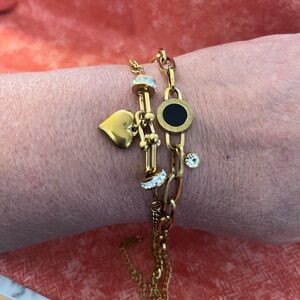 Elegant Gold Stack Status-look Bracelet Set